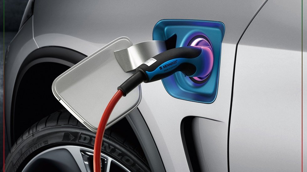 BYD T&uuml;rkiye'de fabrika kurma planını askıya aldı