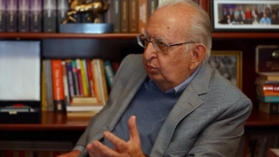 H&uuml;samettin Cindoruk yaşamını yitirdi