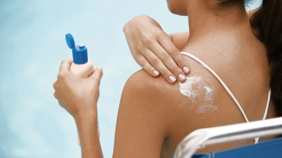 Güneş kremleri ve kapalı alanlar D vitamini sentezini engelliyor