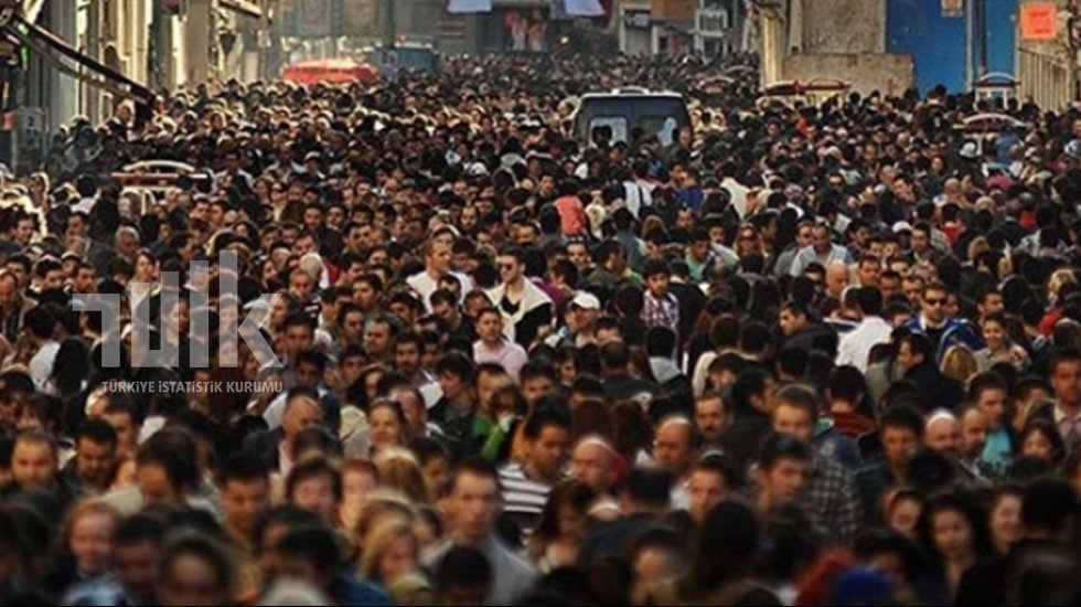 T&Uuml;İK ilk &ccedil;eyrek verilerini a&ccedil;ıkladı: İşsizlik azaldı ancak istihdam ve işg&uuml;c&uuml; geriledi