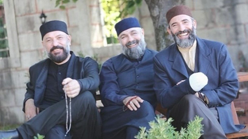 ‘Kızıl Goncalar’da ayrılık...