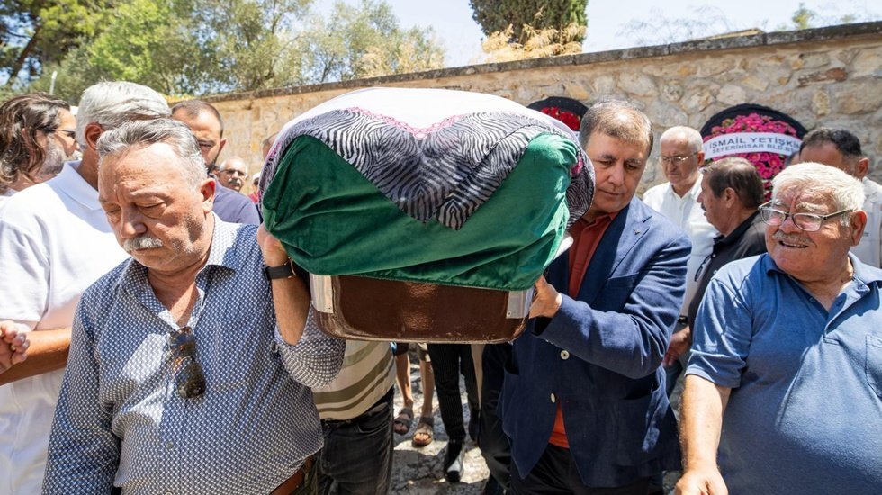 Tacettin Bayır’ın annesi son yolculuğuna uğurlandı