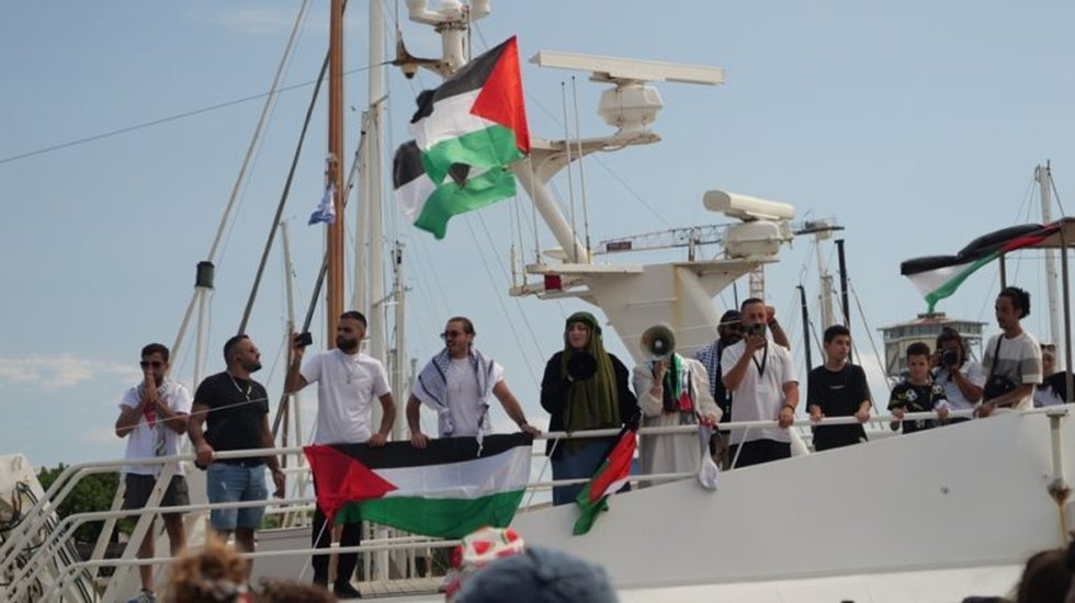 İsrail'e m&uuml;himmat sevkiyatını durduran İtalyalı liman iş&ccedil;ileri: 'Bir iğne bile ge&ccedil;irmeyeceğiz!'