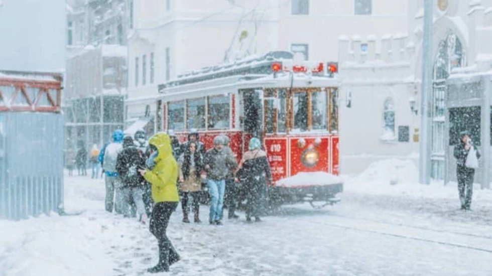 Dikkat: İstanbul'a Kar Geliyor! 32 İl İ&ccedil;in Uyarı