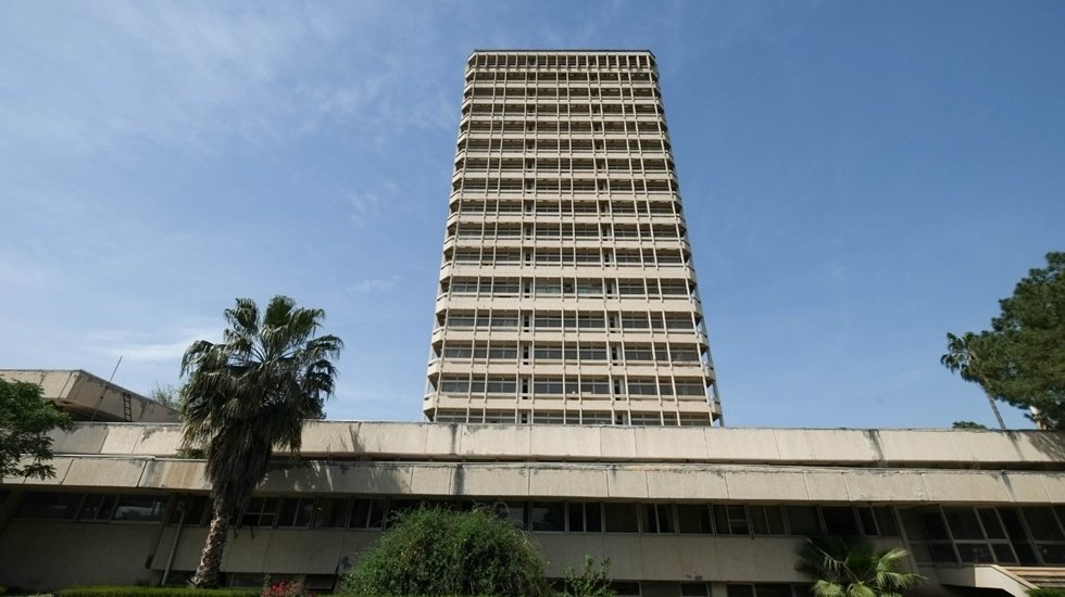 Adana&rsquo;nın kent belleği &lsquo;DoCoMoMo&rsquo; listesinde yer alan &Ccedil;ukobirlik binası yıkılacak!