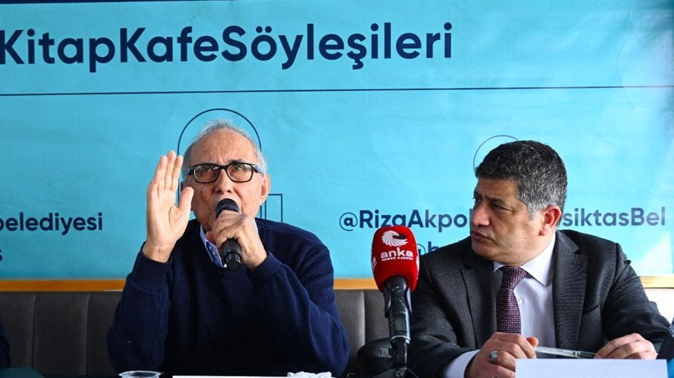 Ataol Behramoğlu ve Okan Toygar Beltaş Kitap Kafe&rsquo;de kitapseverlerle bir araya geldi