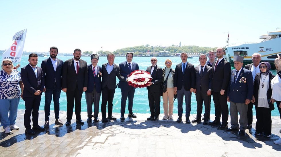 Karak&ouml;y Rıhtımı'nda tarihi t&ouml;ren: Beşiktaş Belediyesi 'İlk Adım'ın 107. yılını andı