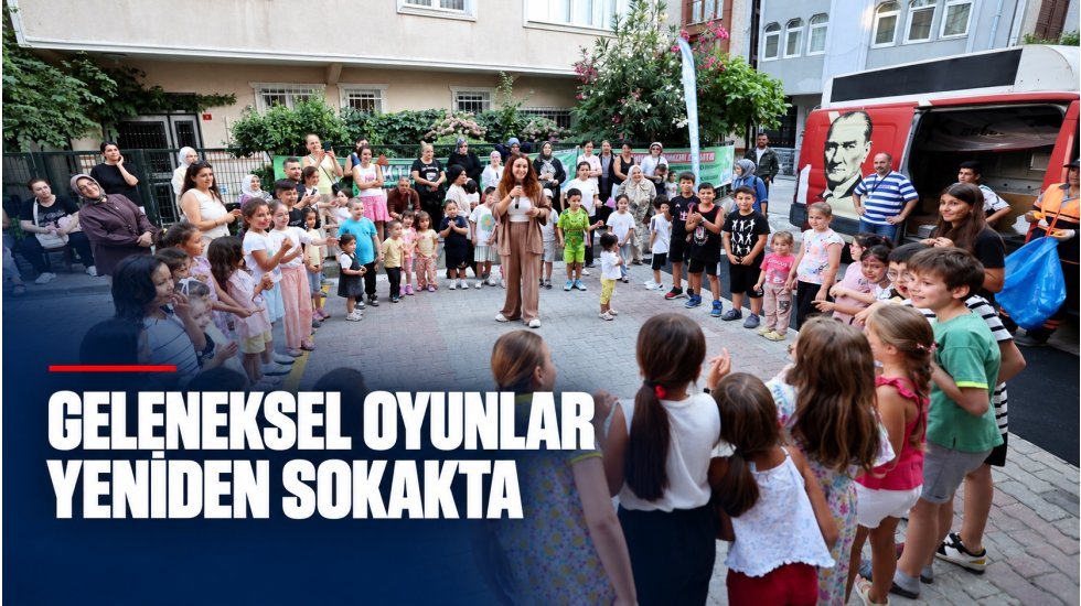 K&uuml;&ccedil;&uuml;k&ccedil;ekmece sokaklarında oyun zamanı